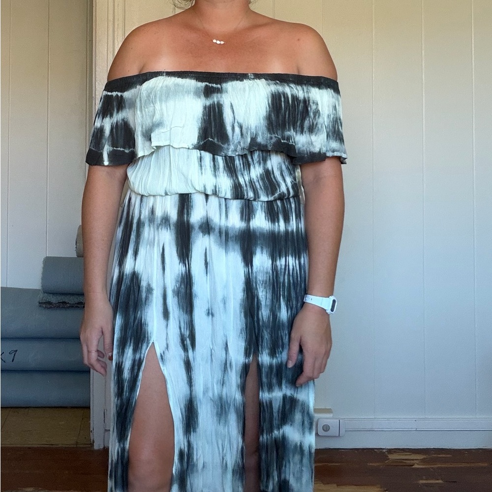 NEW Off the shoulder maxi (tie die)
